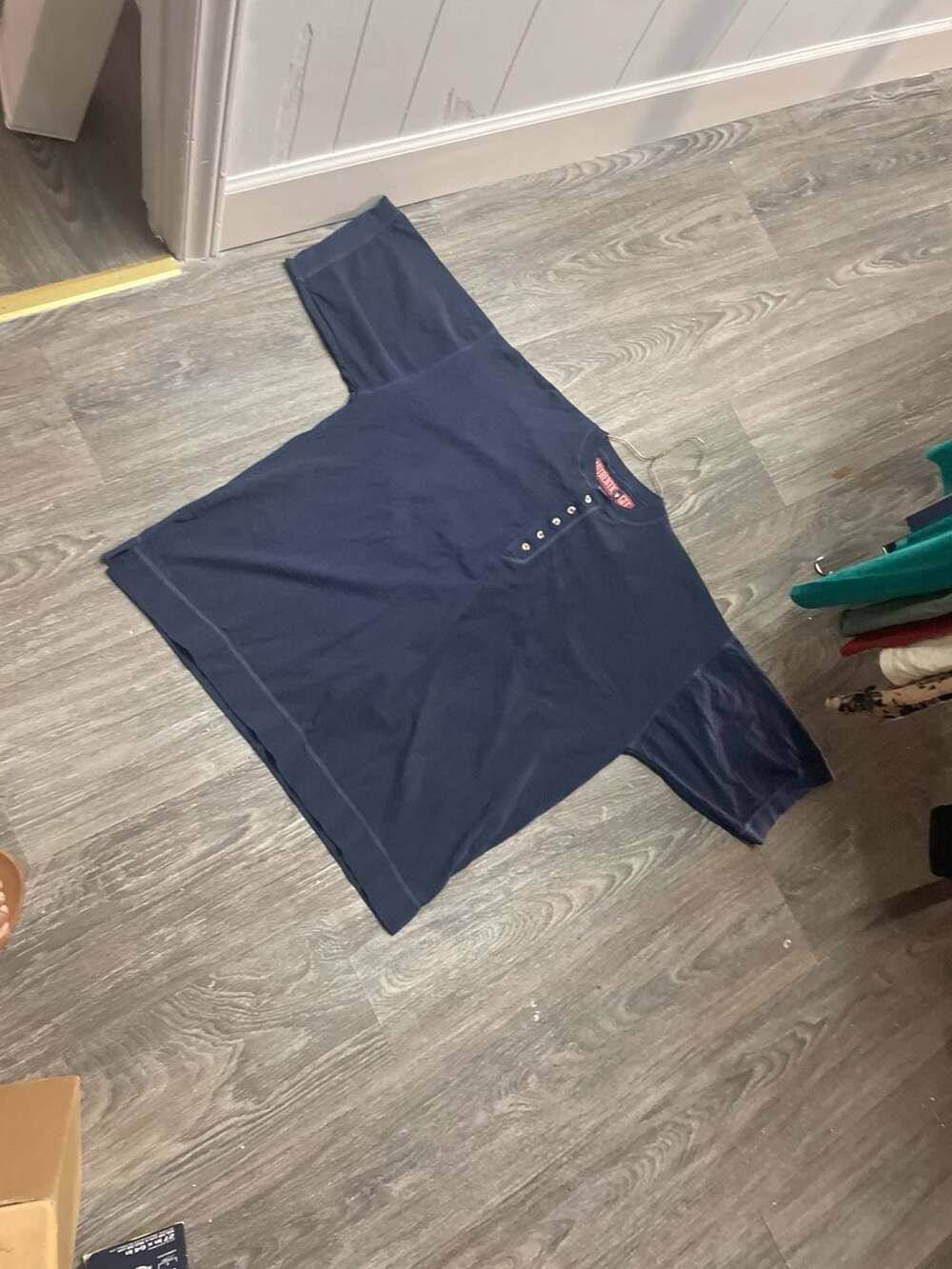 Authentic GFC Navy Blue Short Sleeve Henley Shirt Size M